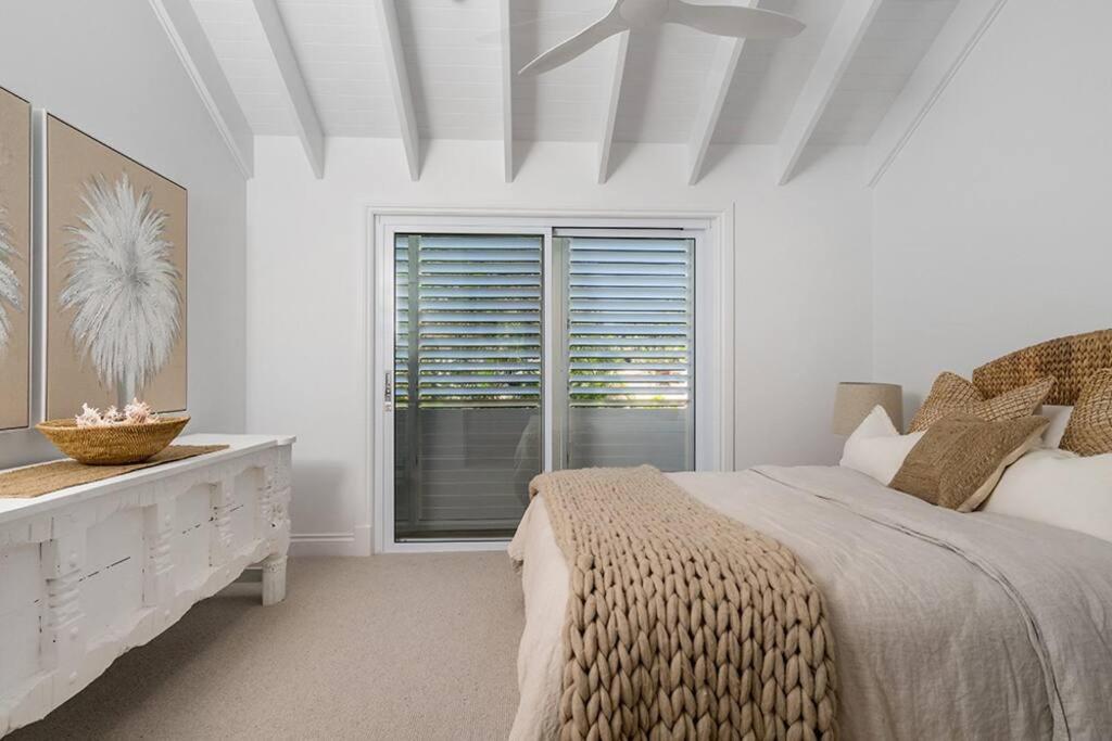 Fuller Holidays - Belongil Sunset - Giaour Street, Belongil