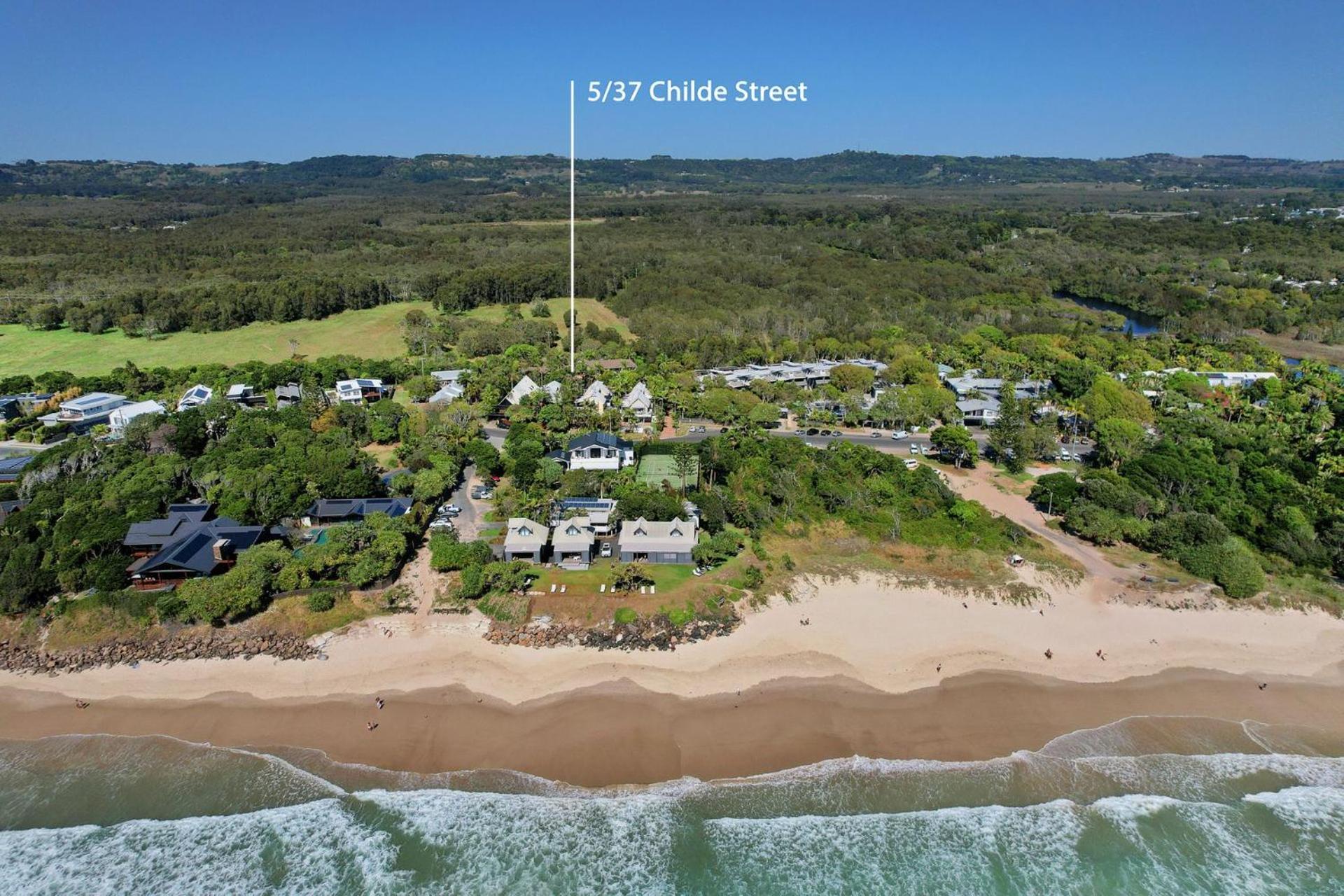 Byron Beachside 5 Holiday home Byron Bay