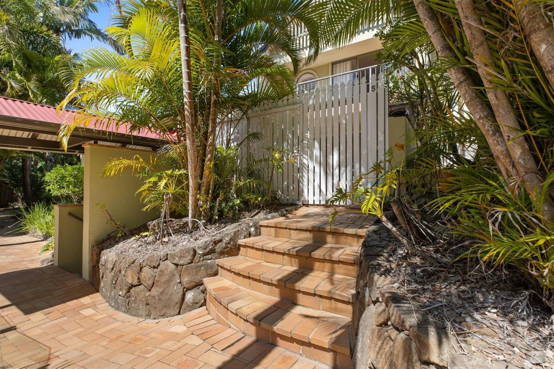 Byron Beachside 5