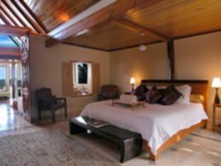 Four Winds Luxury