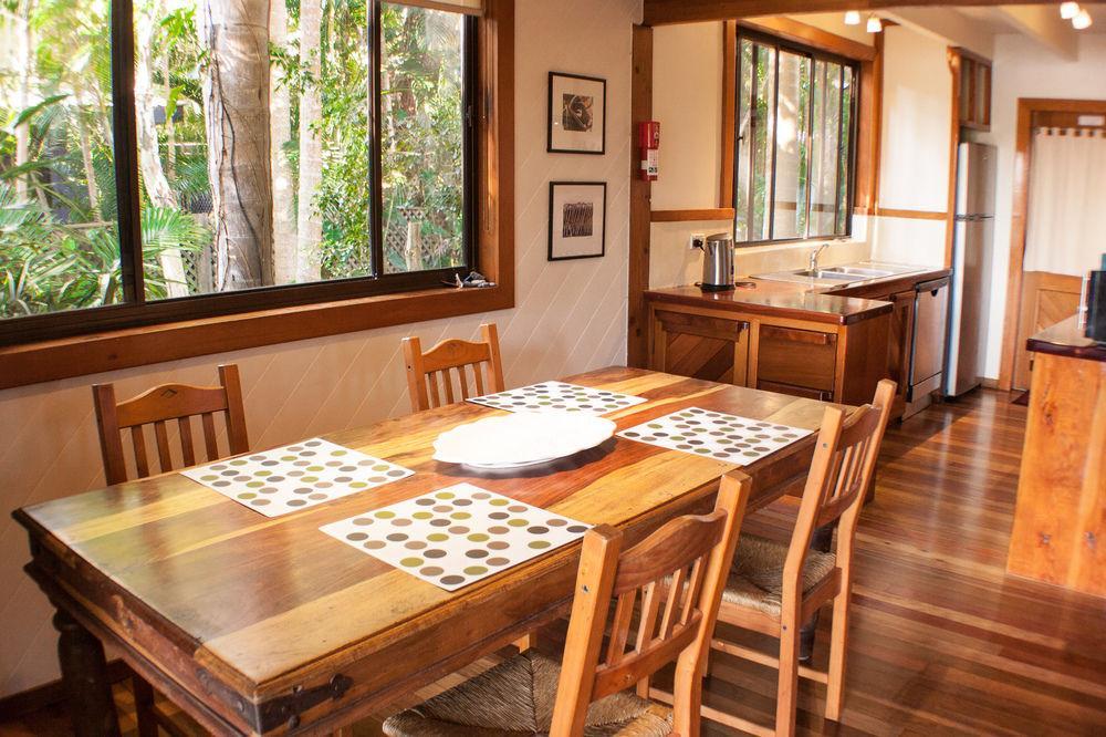A Beach House At Byron Guest house