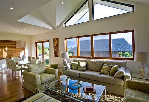 Cape Vue Byron