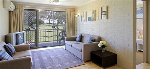 Aparthotel Main 3*