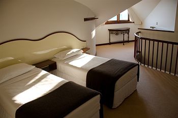 Beach Hotel Resort 4*