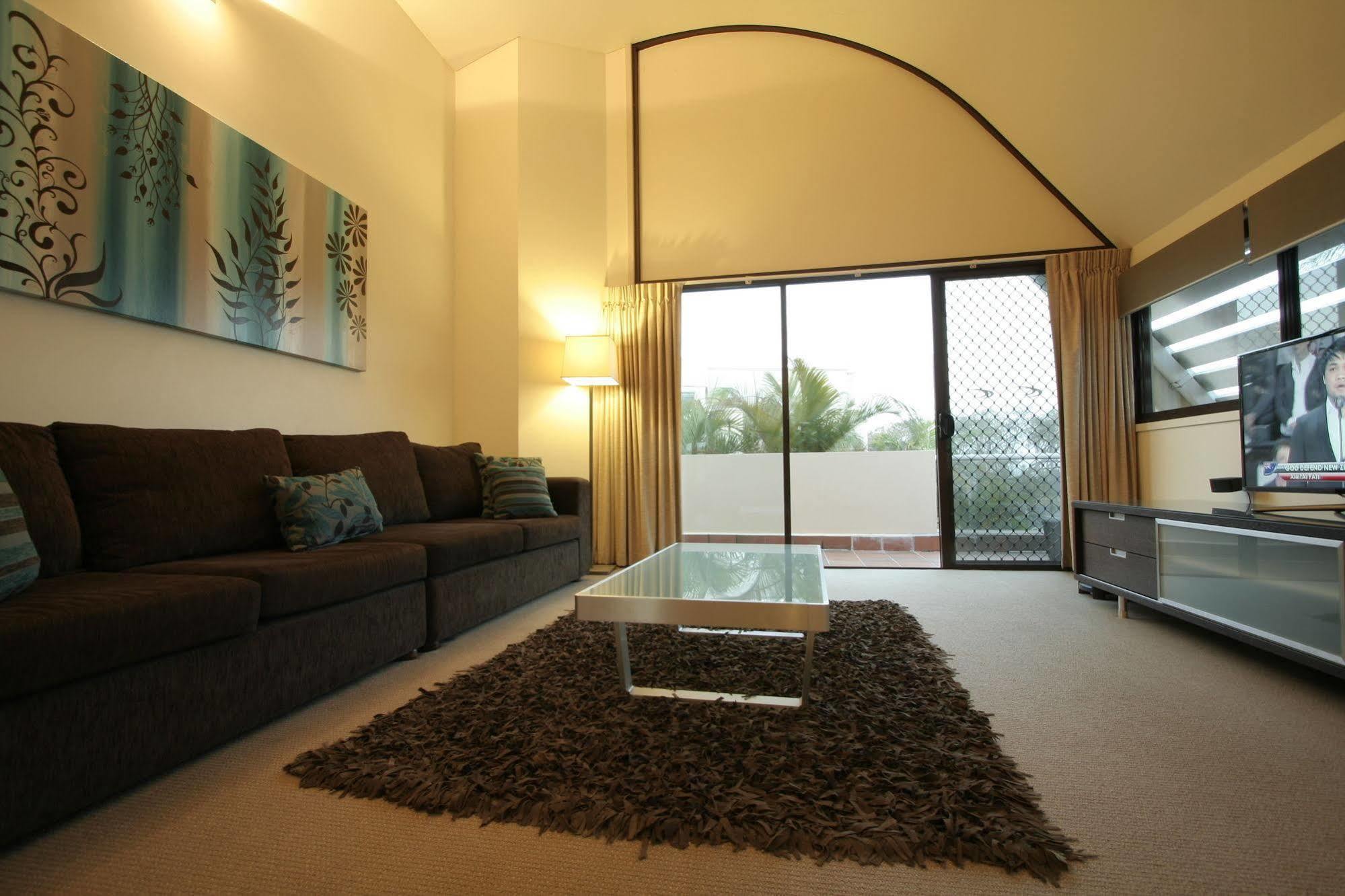 Waves Hotel 4*