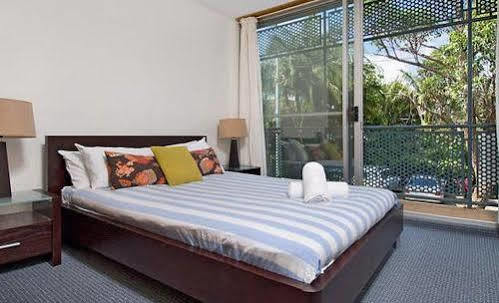 Apartment 4/35 Fletcher Lane - *