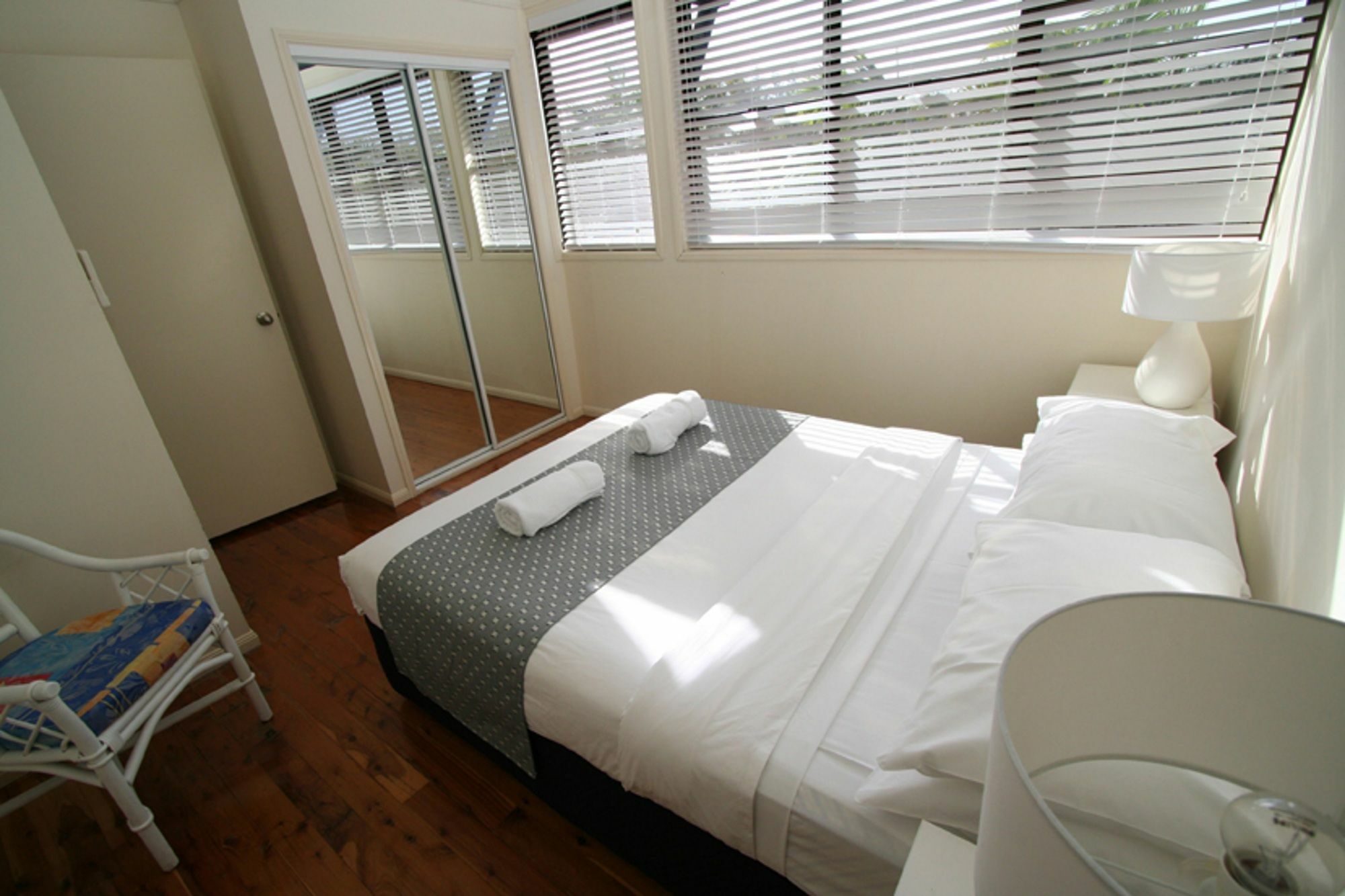 Beachfront Aparthotel 4*