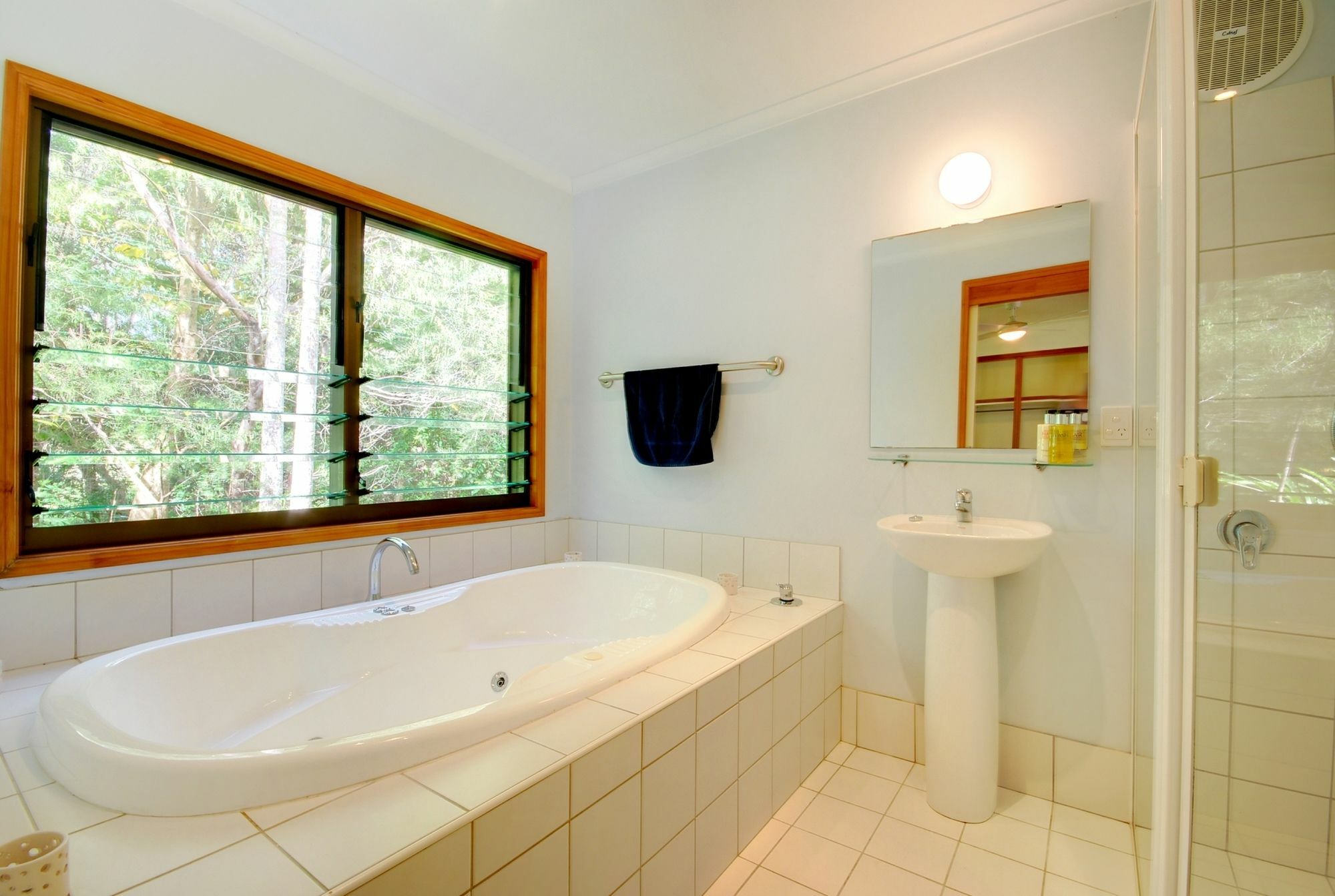 Planula Retreat Bed & Breakfast