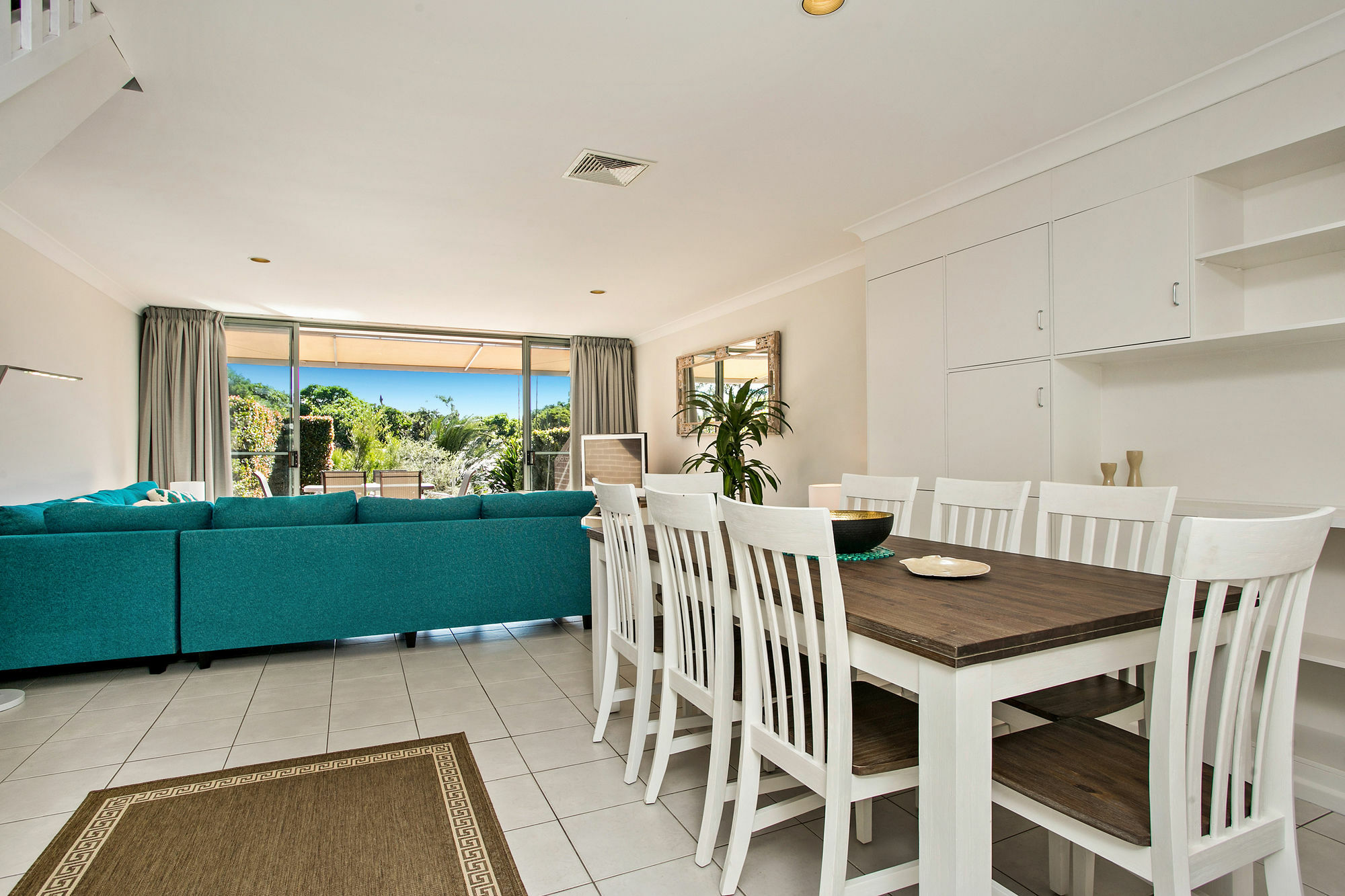 Apartment 2 Cook Byron Bay