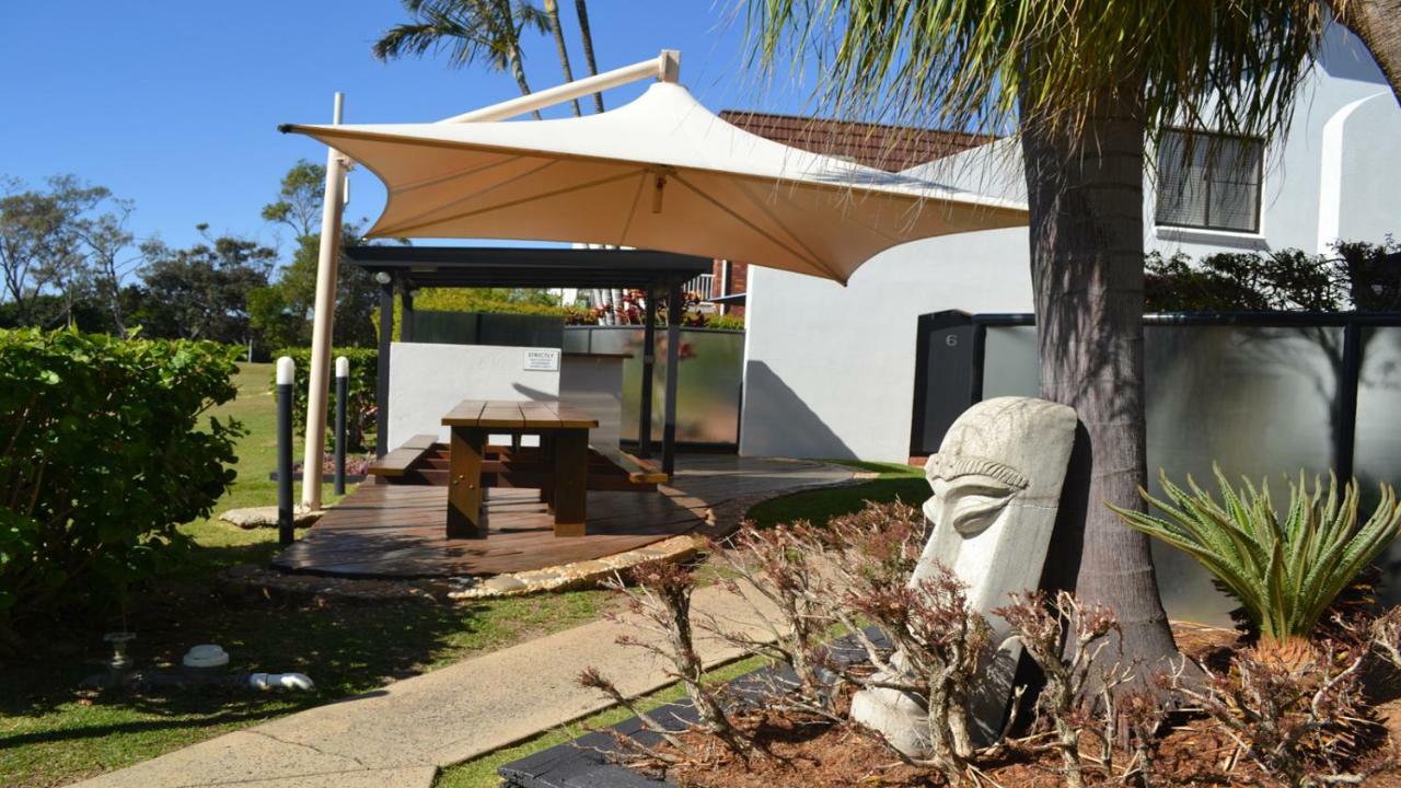 Aparthotel Beachfront 4*