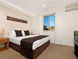 The Byron Beachcomber Aparthotel 4*